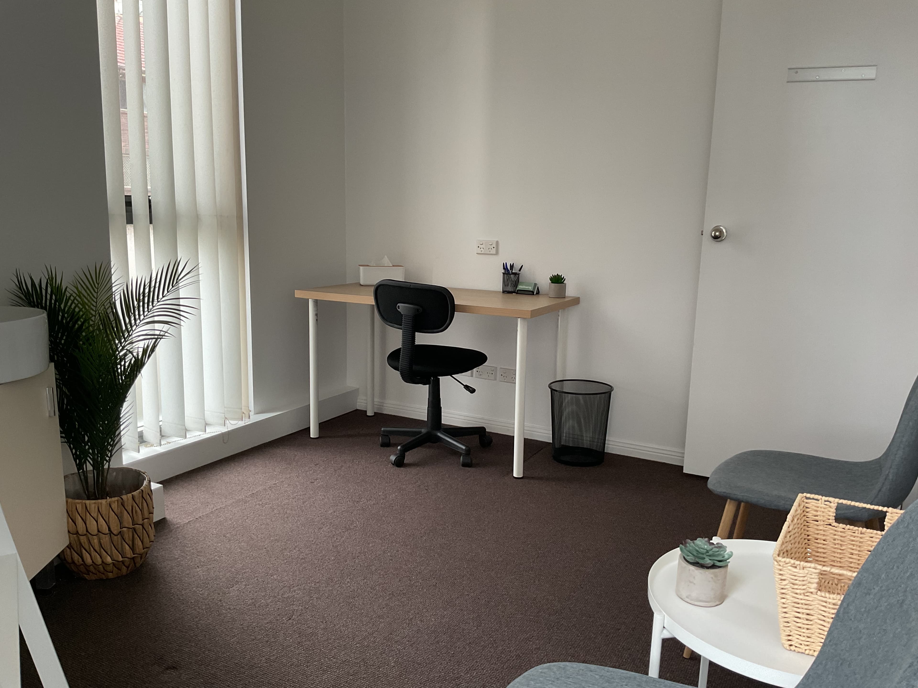 Room in Hurstville