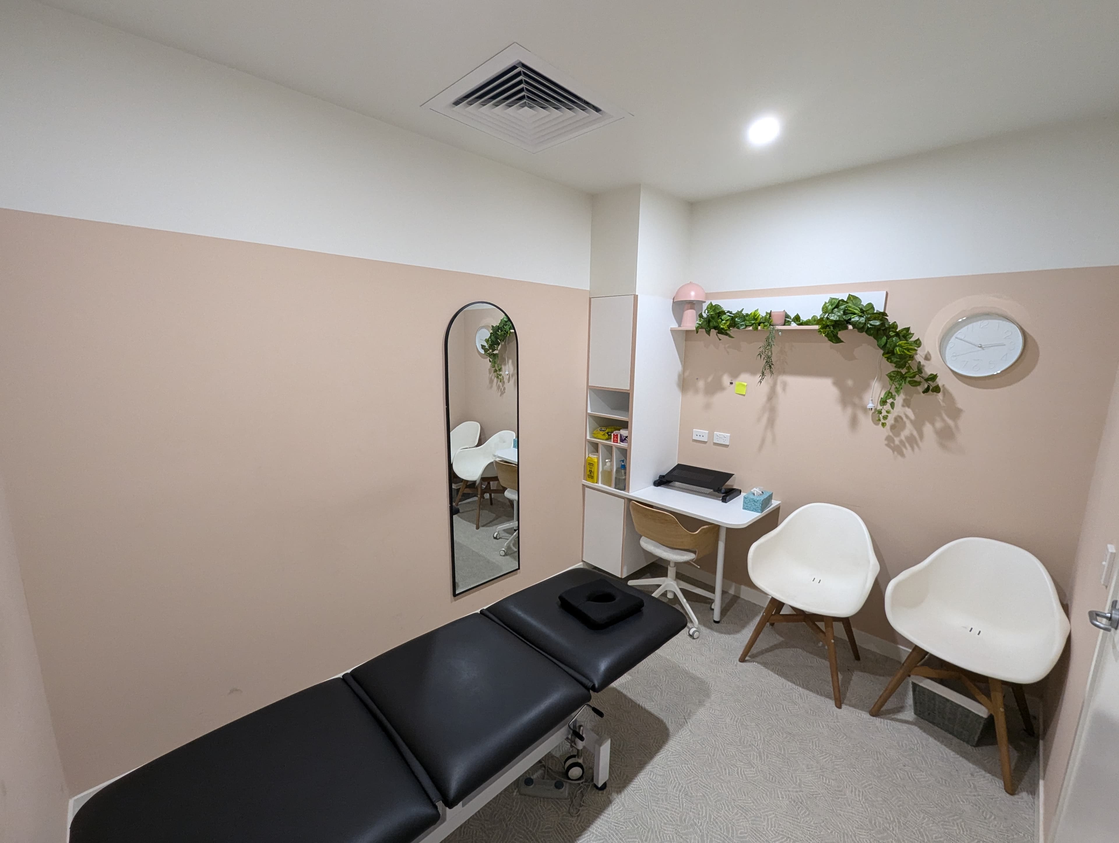 Room in Fortitude Valley